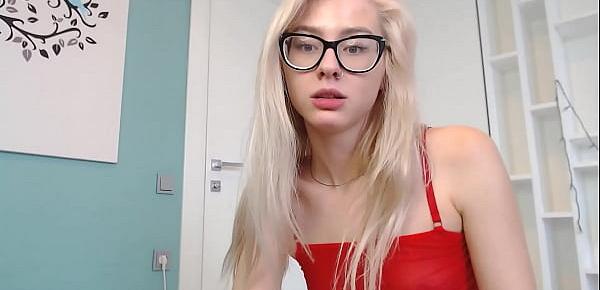 Sensuous Teen Playing With Dildo Energetically On Cam - Live Action From Monaco